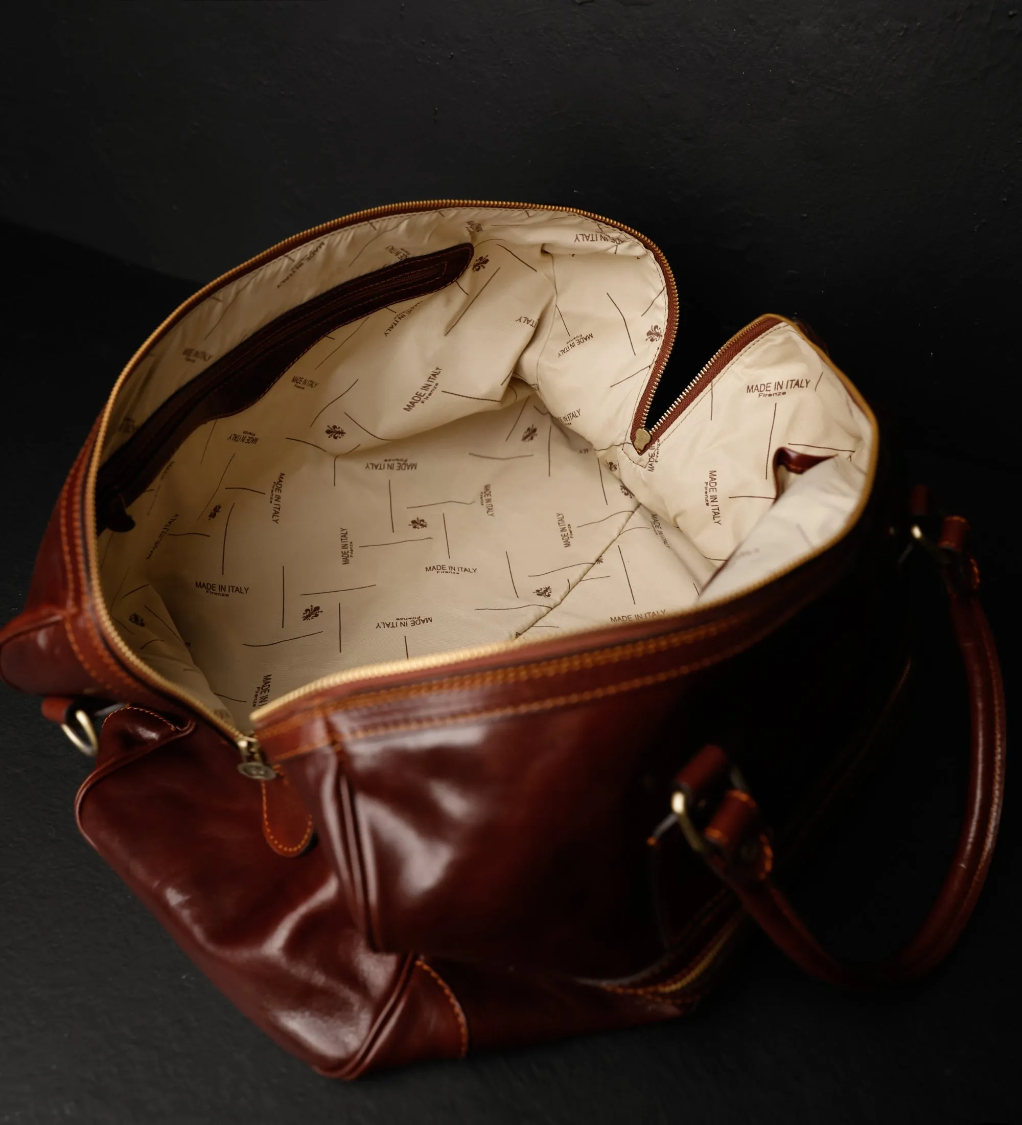 Leather Duffel Bag for Women - To the Lighthouse